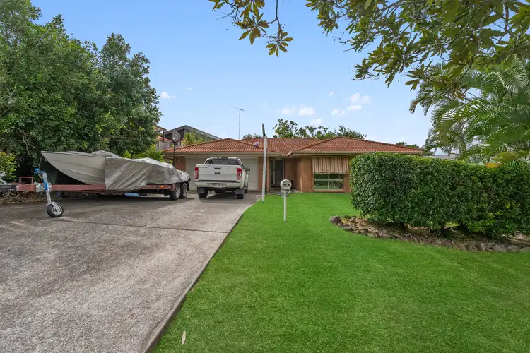 11 Tematagi Street, Pacific Pines QLD 4211