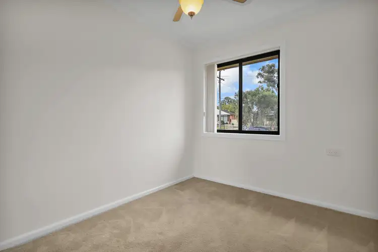 Sixth view of Homely house listing, 40 Finisterre Avenue, Whalan NSW 2770