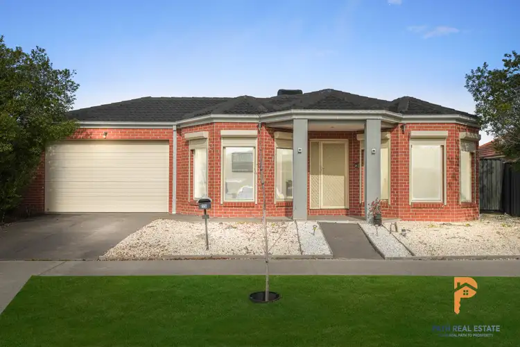 Second view of Homely house listing, 15 Oakham Glade, Derrimut VIC 3026
