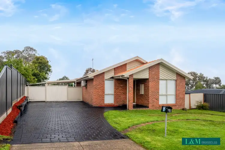 14 Linden Close, Meadow Heights VIC 3048