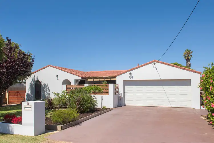 52 Blue Crescent, West Busselton WA 6280