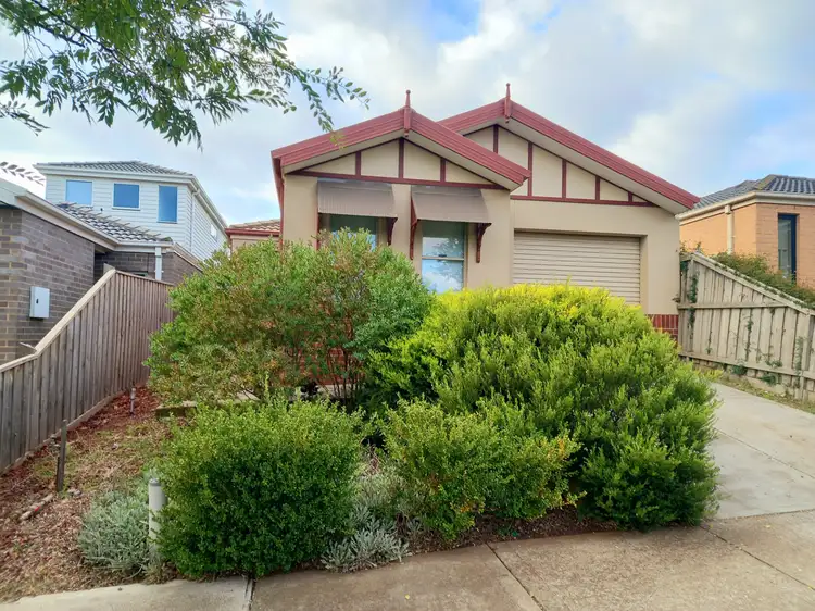 16 Koonawarra Terrace, Harkness VIC 3337