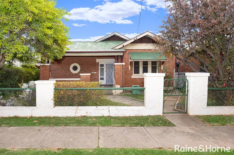 66 Thorne Street, Wagga Wagga NSW 2650
