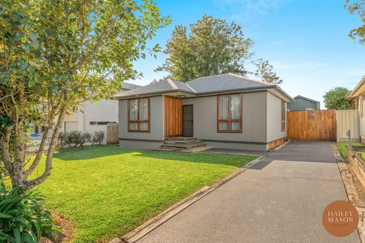 8 Grant Street, Nowra NSW 2541