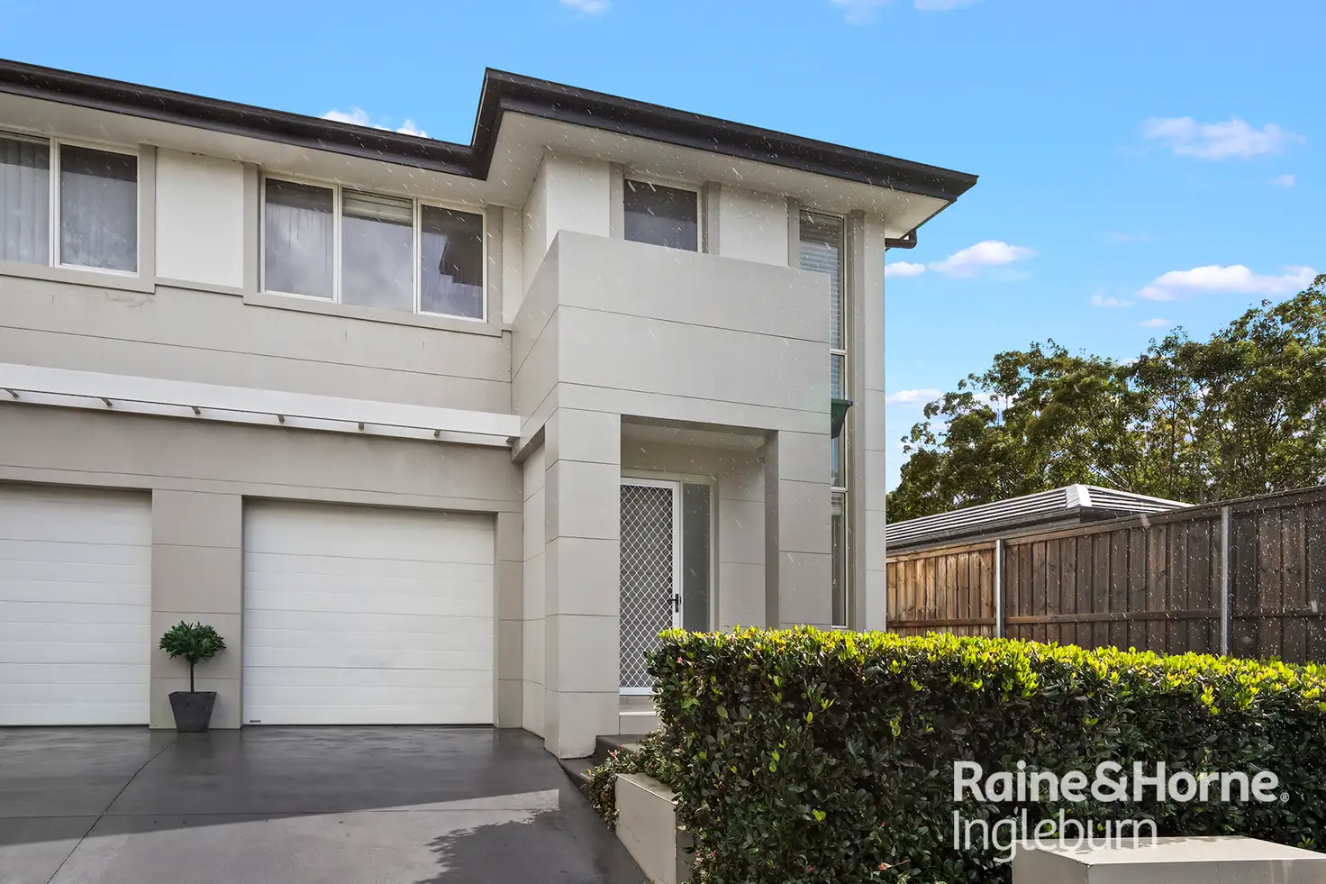 Main view of Homely house listing, 2 Highland Close, Macquarie Links NSW 2565