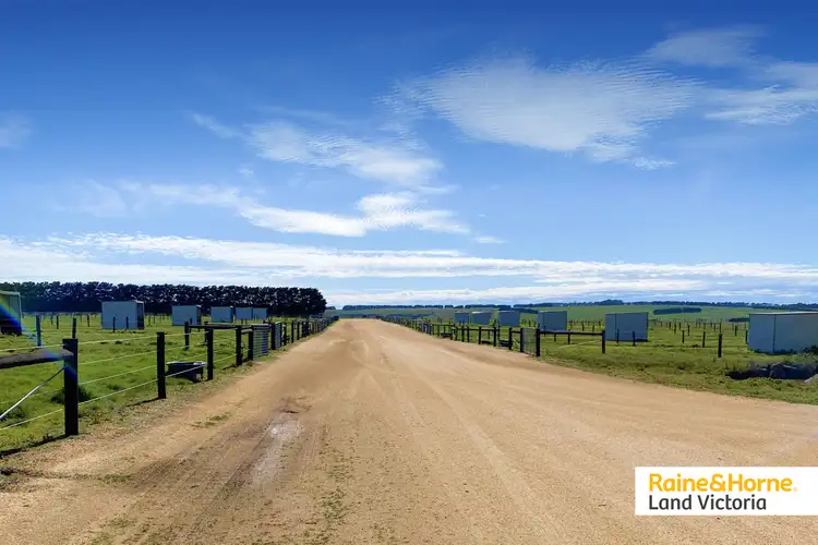 Fifth view of Homely house listing, 381 Bolinda-Darraweit Rd, Bolinda VIC 3432