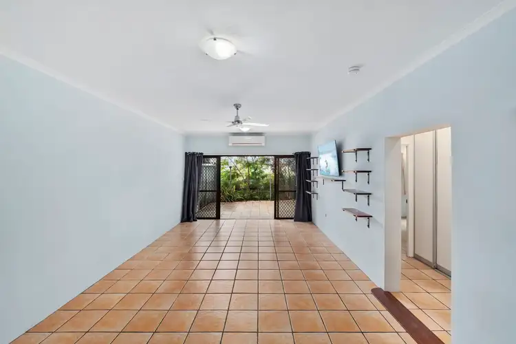 Fifth view of Homely unit listing, 10/195-197 Kamerunga Road, Freshwater QLD 4870