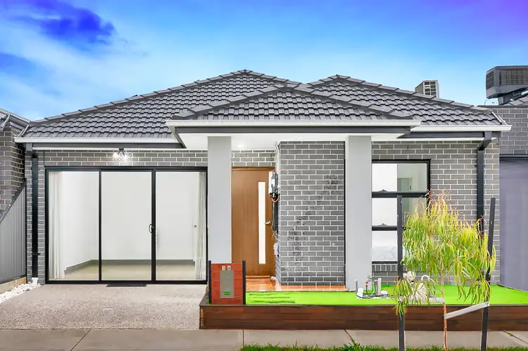 16 Rialto Circuit, Craigieburn VIC 3064