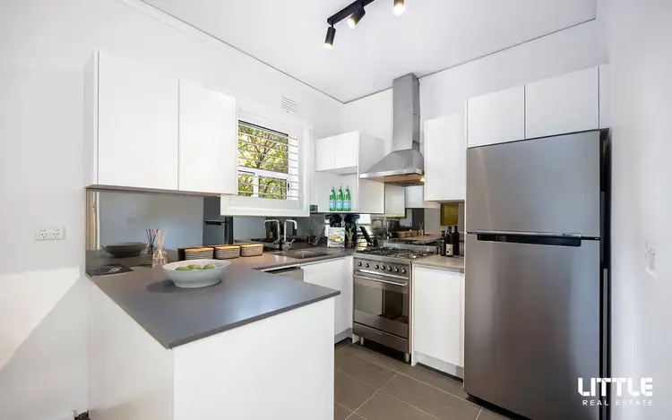Fourth view of Homely apartment listing, 4/9 Robinson Road, Hawthorn VIC 3122