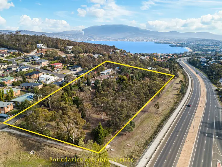 38 Buckingham Drive, Howrah TAS 7018