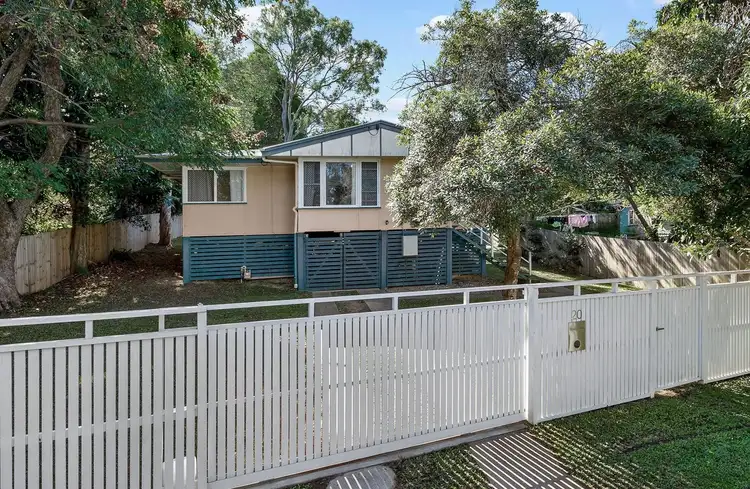 20 Deerdale Street, Stafford Heights QLD 4053
