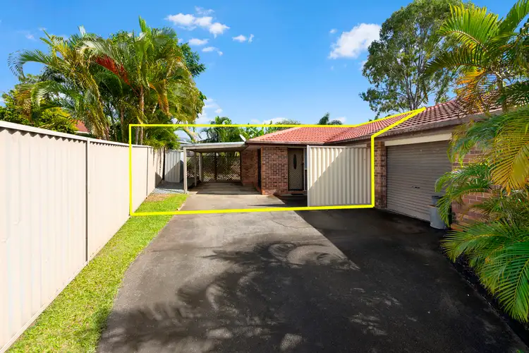 2/6 Senate Street, Labrador QLD 4215