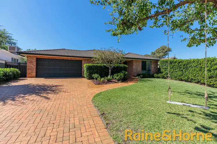 14 Pinehurst Avenue, Dubbo NSW 2830