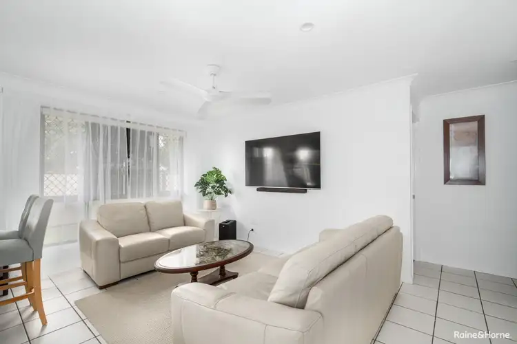 Fifth view of Homely house listing, 27 Lester Crescent, Torquay QLD 4655