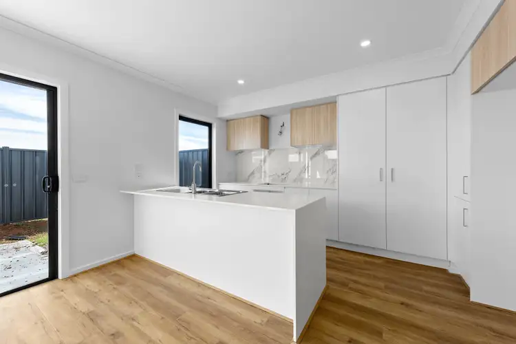 Third view of Homely townhouse listing, 42 Buckingham Boulevard, Strathtulloh VIC 3338