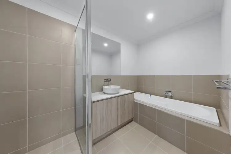 Fourth view of Homely townhouse listing, 42 Buckingham Boulevard, Strathtulloh VIC 3338