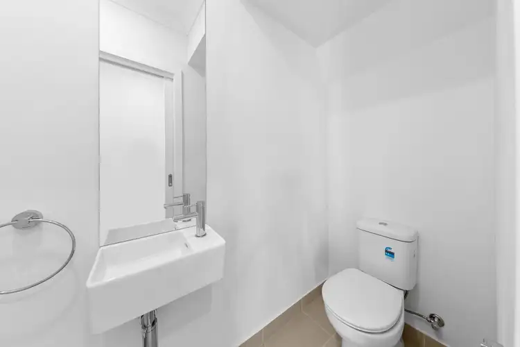 Sixth view of Homely townhouse listing, 42 Buckingham Boulevard, Strathtulloh VIC 3338