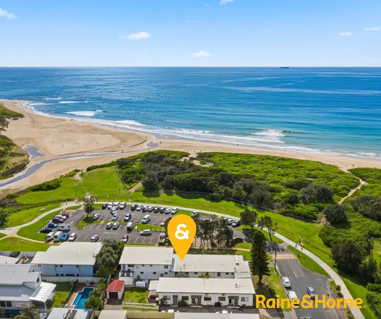 Main view of Homely unit listing, 8/10-12 Murray Road, East Corrimal NSW 2518