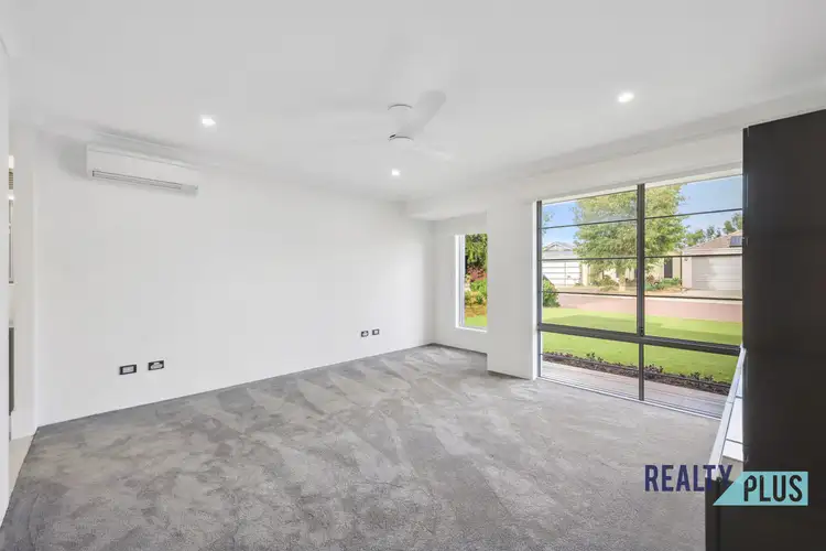 Sixth view of Homely house listing, 24 Goldfinch Bend, Harrisdale WA 6112