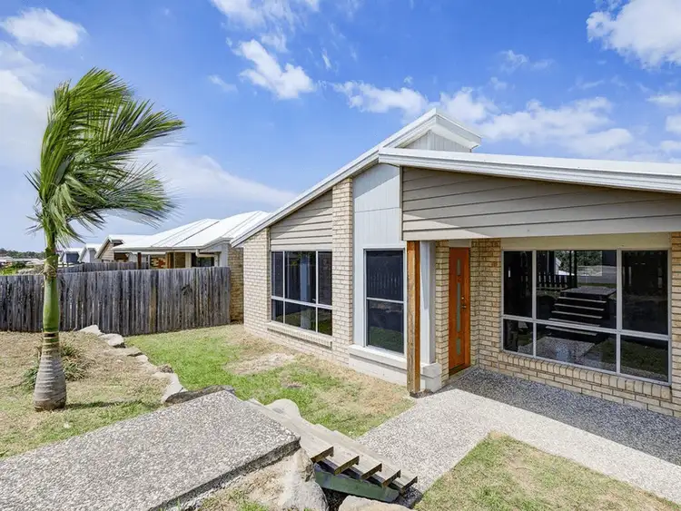 55 Damian Leeding Way