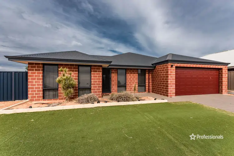 26 Piave Street, Wandina WA 6530