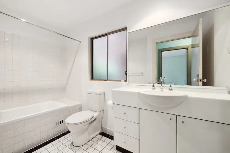 Fifth view of Homely apartment listing, 11/67 Cowper Wharf Roadway, Woolloomooloo NSW 2011