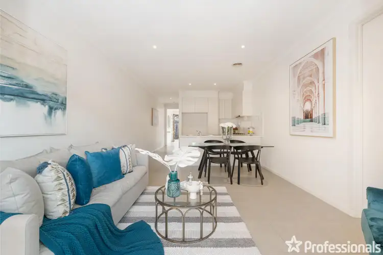 Fourth view of Homely house listing, 2/10 TEKAPO CRESCENT, Taylors Lakes VIC 3038