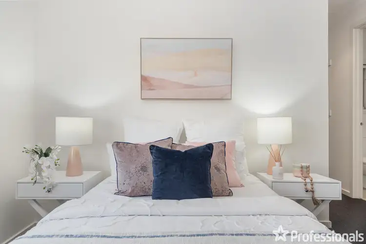 Fifth view of Homely house listing, 2/10 TEKAPO CRESCENT, Taylors Lakes VIC 3038