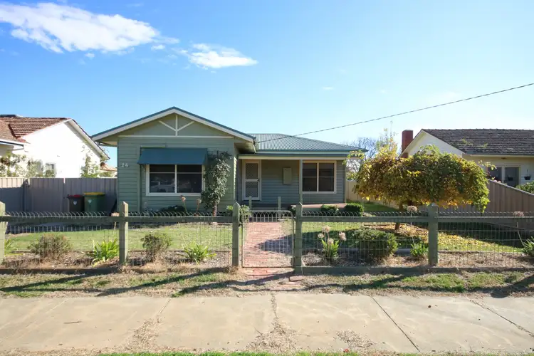 14 Hopetoun Street, Rochester VIC 3561