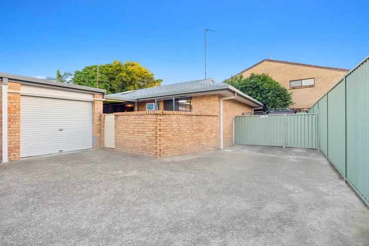 4/141 Sunshine Boulevard, Mermaid Waters QLD 4218