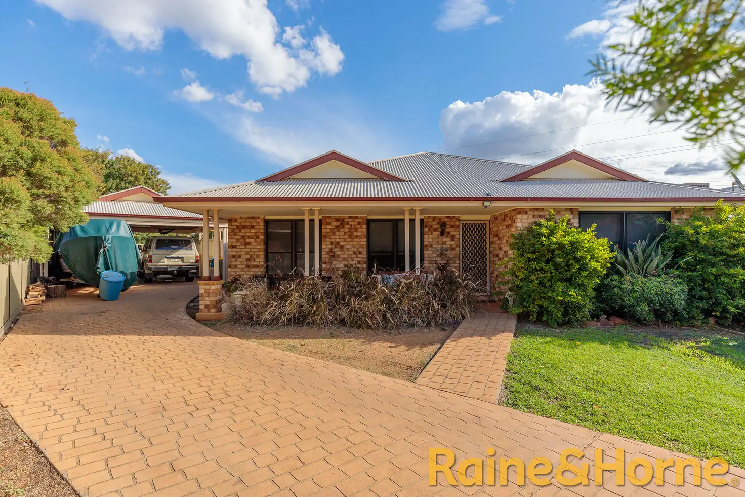Main view of Homely house listing, 74 Twickenham Drive, Dubbo NSW 2830