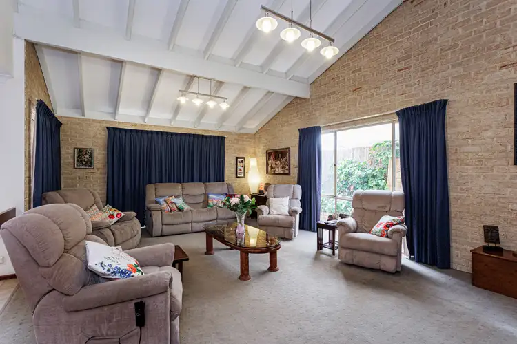 Sixth view of Homely house listing, 10 Mikado Court, Duncraig WA 6023