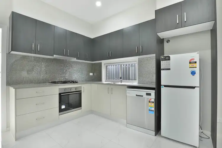 72a Seventh Avenue, Austral NSW 2179