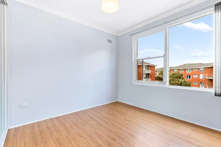 43 Watkin Street