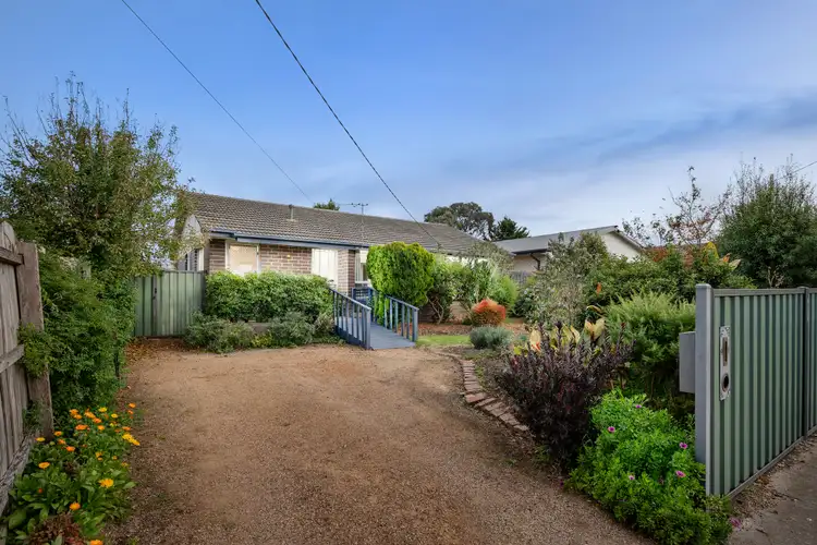 41 Dobell Avenue, Sunbury VIC 3429