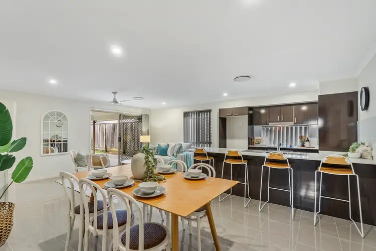 16 Highgrove Street, Thornlands QLD 4164