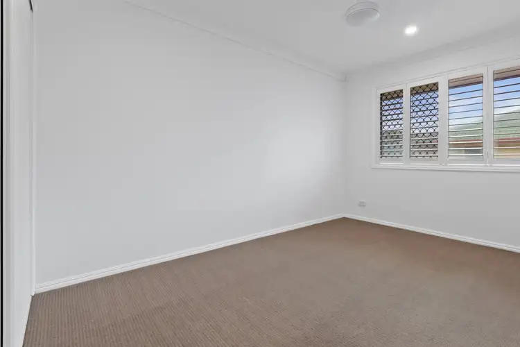 Sixth view of Homely unit listing, 15/2043 Wynnum Road, Wynnum West QLD 4178