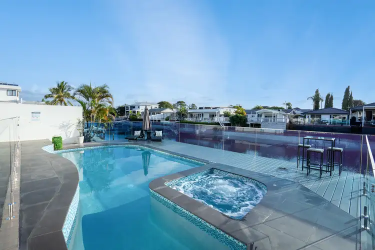 7 Sarasota Key, Broadbeach Waters QLD 4218