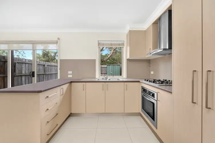 Sixth view of Homely townhouse listing, 6/139 ENDEAVOUR DRIVE, Cranbourne North VIC 3977