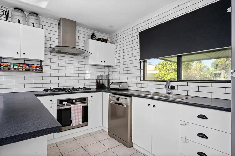 143 Campbell Street, West Lamington WA 6430