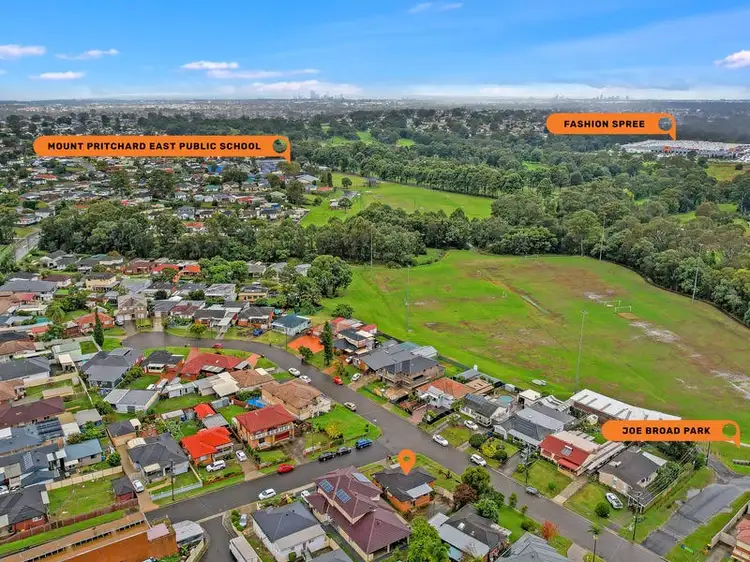 Third view of Homely house listing, 5 Parkside Place, Mount Pritchard NSW 2170