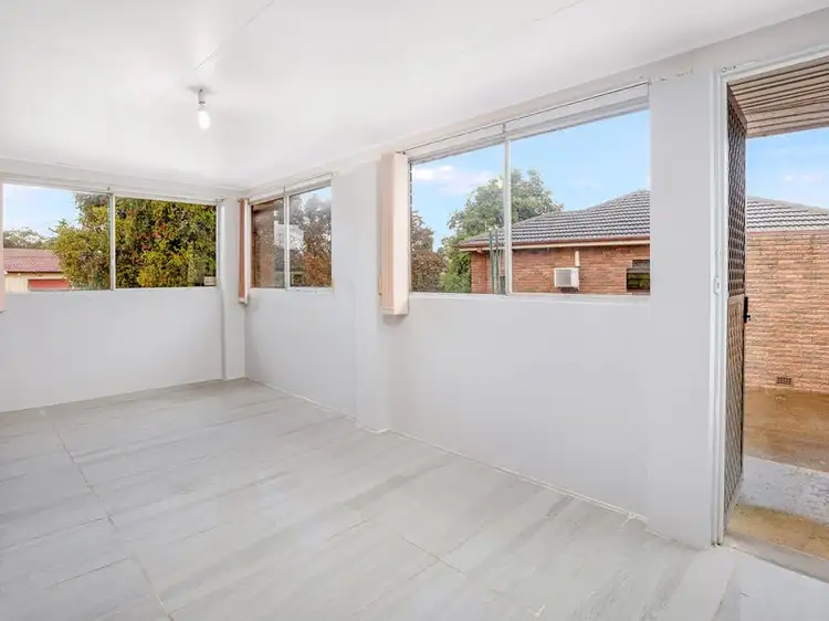 Sixth view of Homely house listing, 5 Parkside Place, Mount Pritchard NSW 2170
