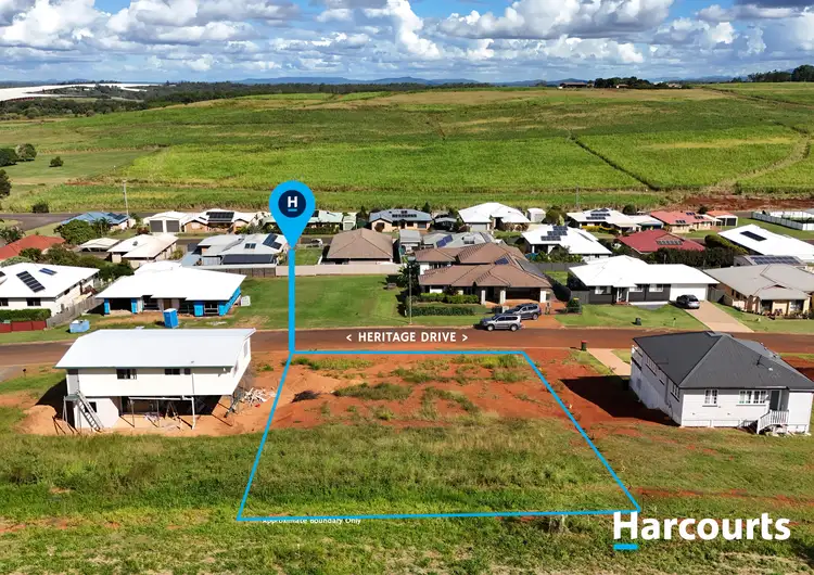 8 HERITAGE DRIVE, Childers QLD 4660