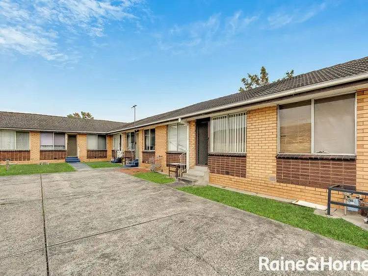 Second view of Homely unit listing, 2/16 King Street, Dallas VIC 3047