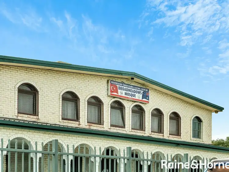 Fifth view of Homely unit listing, 2/16 King Street, Dallas VIC 3047