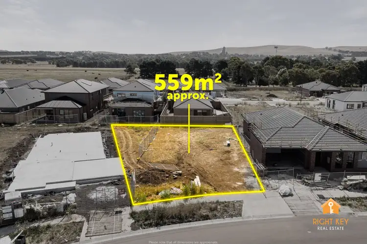 5 Lunar St, Beveridge VIC 3753