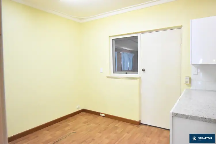 Fourth view of Homely house listing, 18 Lantana Way, Camillo WA 6111