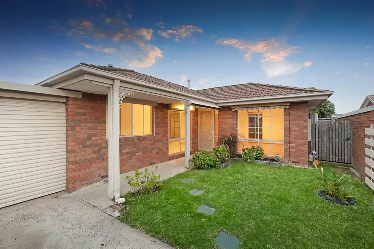 2/15 Parkview Close, Dandenong VIC 3175