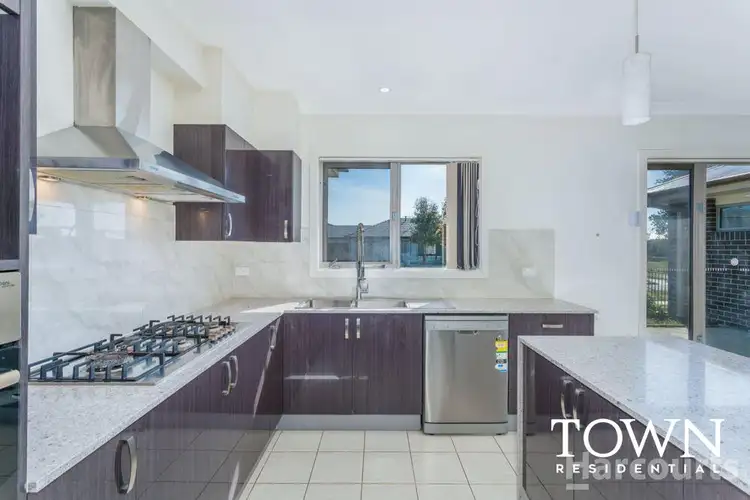 1 Mcgowan Crescent, Googong NSW 2620