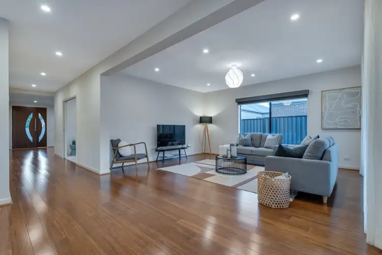 Sixth view of Homely house listing, 42 Montreal Circuit, Craigieburn VIC 3064